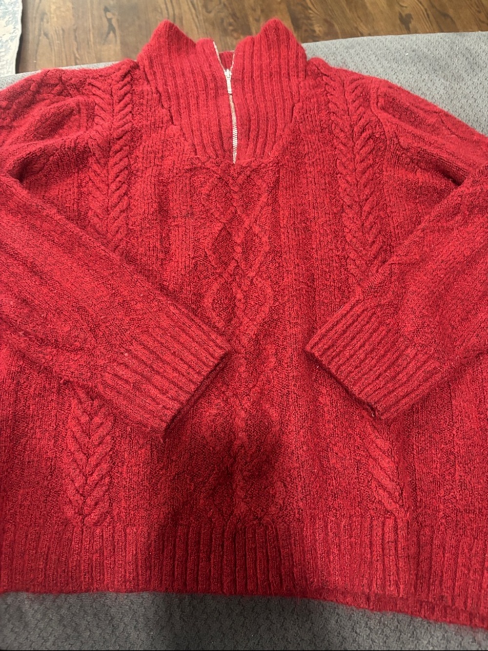 ⭐️2/$10 - Women’s Red Cable-Knit Half-Zip Sweater